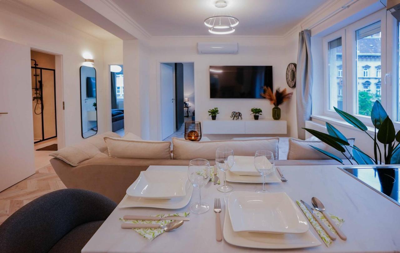 Corvin Avenue Premium Central Apartment Budapest Exterior foto